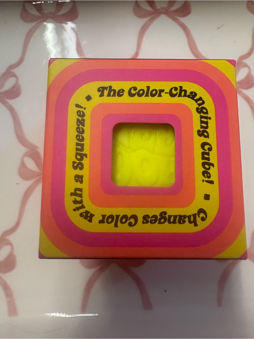 Needoh Yellow Color-Changing Squeeze Cube - Picture 4 of 5